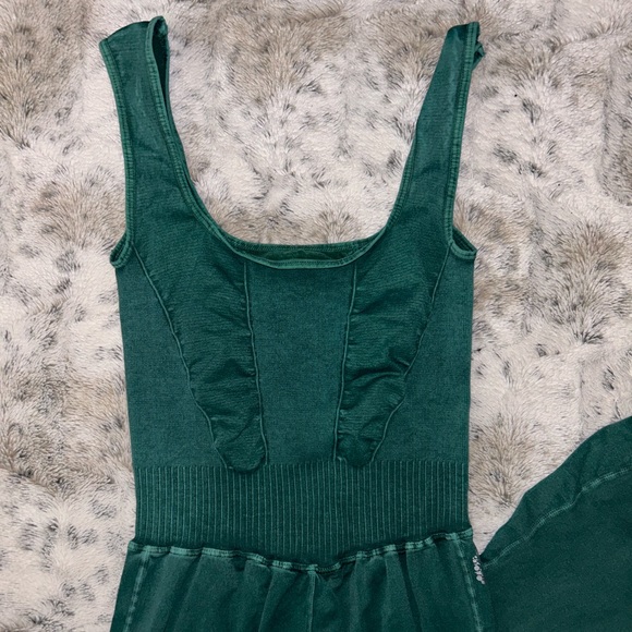 🆕 NWOT Free People Movement | Good Karma Flared Onesie | Ivy Green - Picture 12 of 15